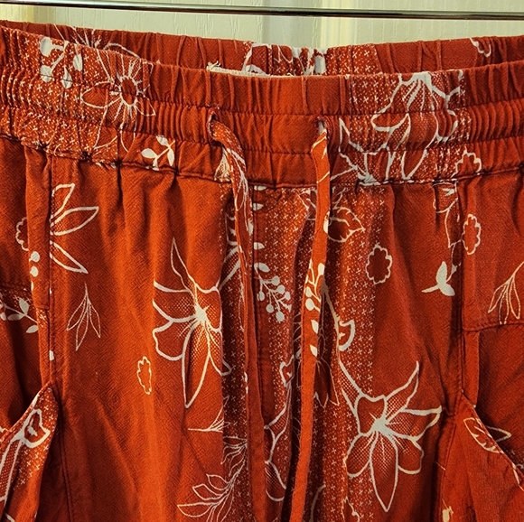 Urban Outfitters pants - women's size S - Picture 4 of 8